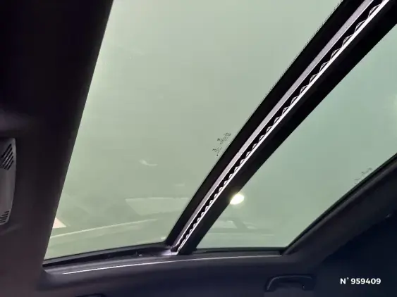 BMW SERIE 1 F40 - voiture d'occasion - Photo 7