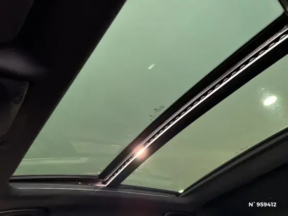 BMW SERIE 1 F40 - voiture d'occasion - Photo 12