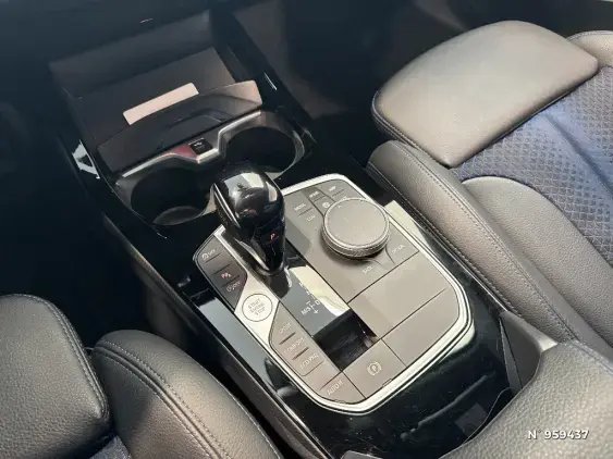 BMW SERIE 1 F40 - voiture d'occasion - Photo 15