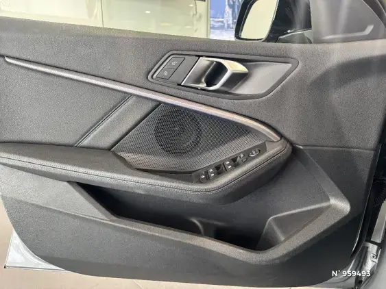 BMW SERIE 1 F40 - voiture d'occasion - Photo 19