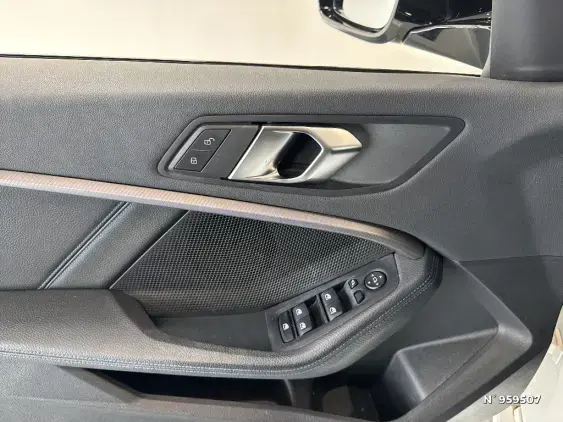 BMW SERIE 1 F40 - voiture d'occasion - Photo 6