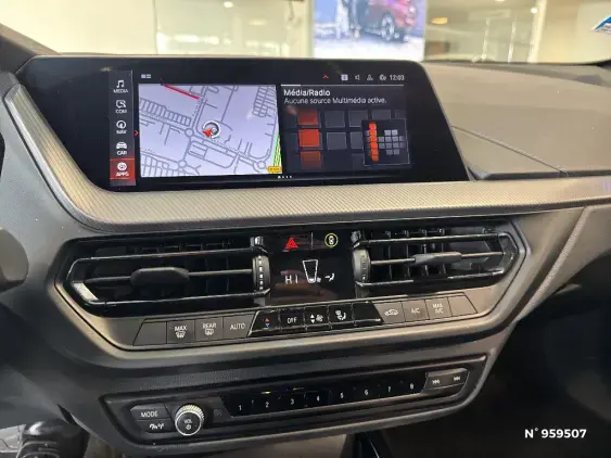 BMW SERIE 1 F40 - voiture d'occasion - Photo 8