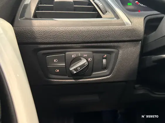 BMW SERIE 1 F20 LCI2 - voiture d'occasion - Photo 10