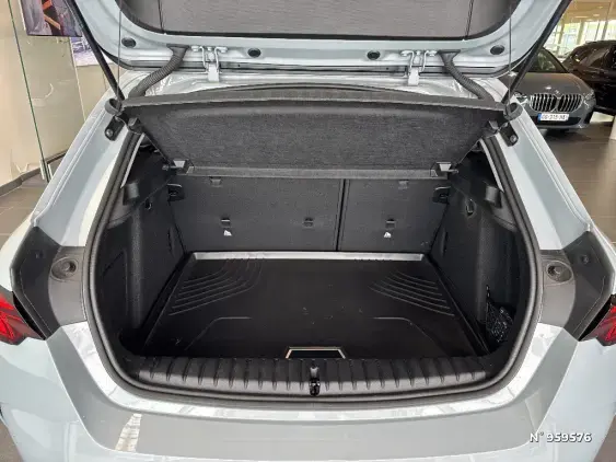 BMW SERIE 1 F70 - voiture d'occasion - Photo 6