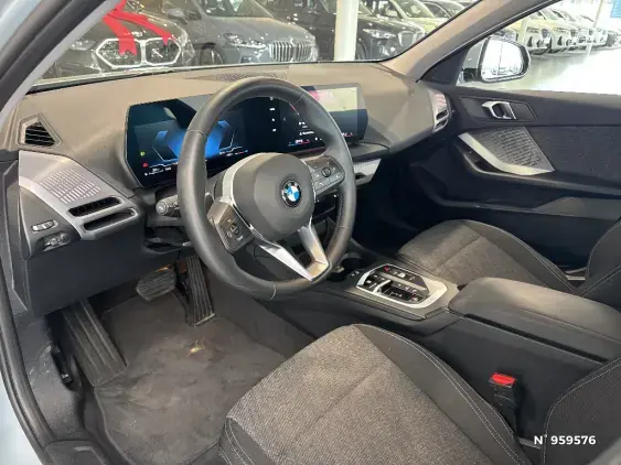 BMW SERIE 1 F70 - voiture d'occasion - Photo 18
