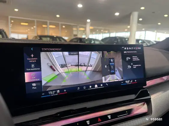 BMW SERIE 5 BERLINE G60 - voiture d'occasion - Photo 10