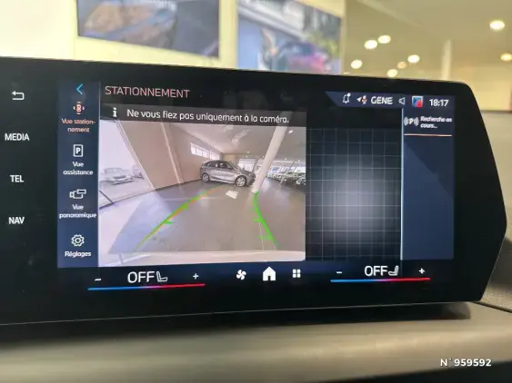 BMW SERIE 1 F70 - voiture d'occasion - Photo 10