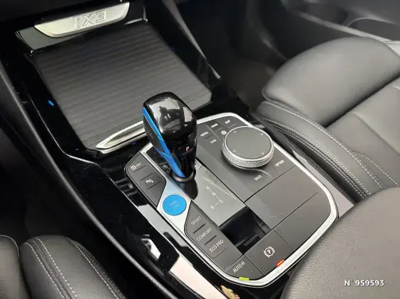 BMW iX3 G08 LCI - voiture d'occasion - Photo 9