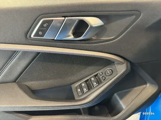 BMW SERIE 1 F40 - voiture d'occasion - Photo 6