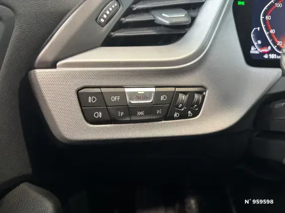 BMW SERIE 1 F40 - voiture d'occasion - Photo 7