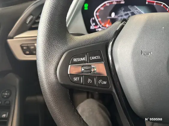 BMW SERIE 1 F40 - voiture d'occasion - Photo 8