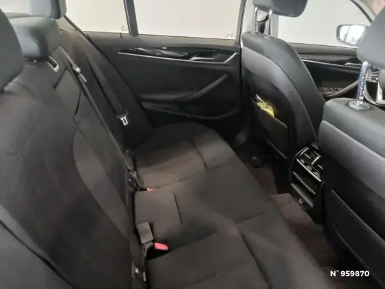 BMW SERIE 5 G30 - voiture d'occasion - Photo 11