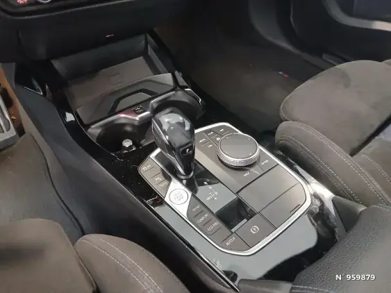 BMW SERIE 1 F40 - voiture d'occasion - Photo 11