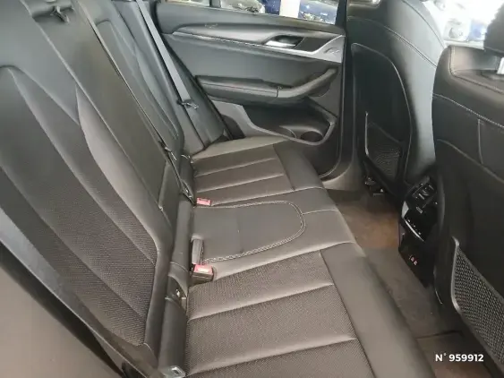 BMW X3 III - voiture d'occasion - Photo 11