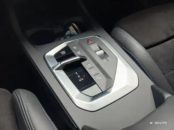 BMW SERIE 1 F70 - voiture d'occasion - Photo 23