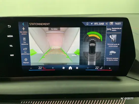 BMW SERIE 1 F70 - voiture d'occasion - Photo 14