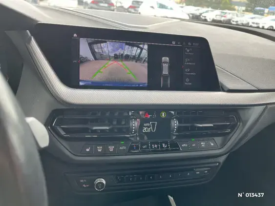 BMW SERIE 1 F40 - voiture d'occasion - Photo 11