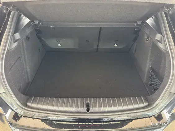 BMW SERIE 1 F40 - voiture d'occasion - Photo 7