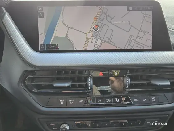 BMW SERIE 1 F40 - voiture d'occasion - Photo 13