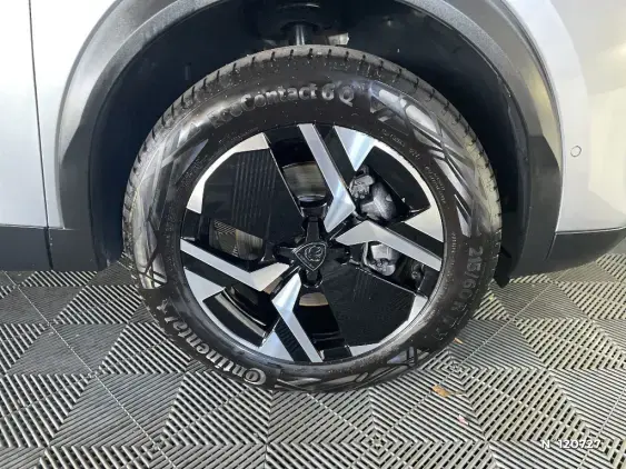 PEUGEOT 2008 II - voiture d'occasion - Photo 8