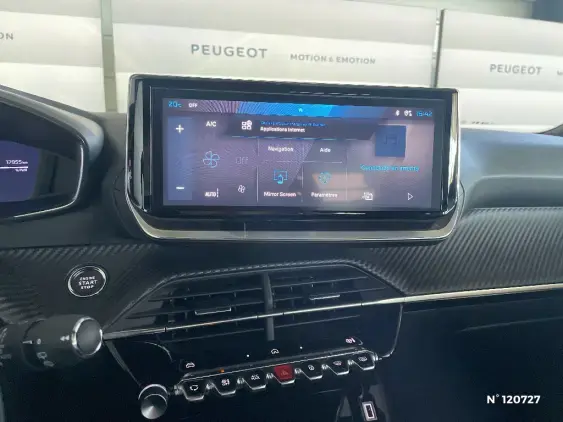 PEUGEOT 2008 II - voiture d'occasion - Photo 13