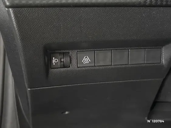 PEUGEOT 208 ELECTRIQUE II - voiture d'occasion - Photo 14