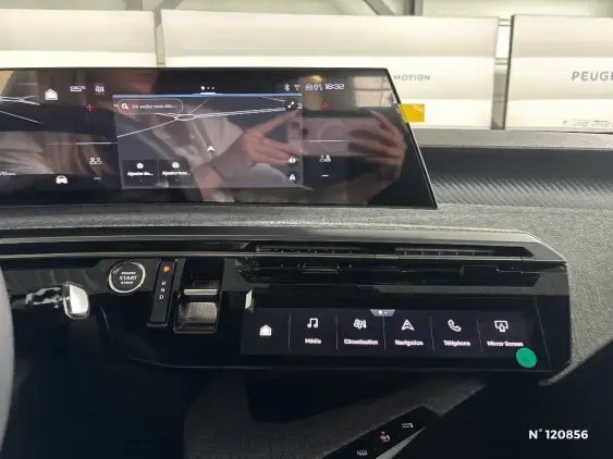 PEUGEOT 3008 ELECTRIQUE III - voiture d'occasion - Photo 13