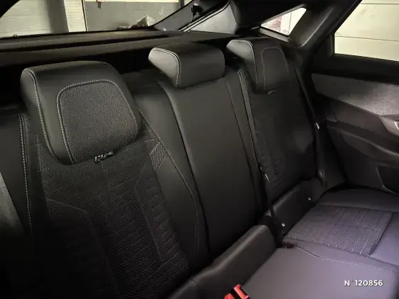 PEUGEOT 3008 ELECTRIQUE III - voiture d'occasion - Photo 11