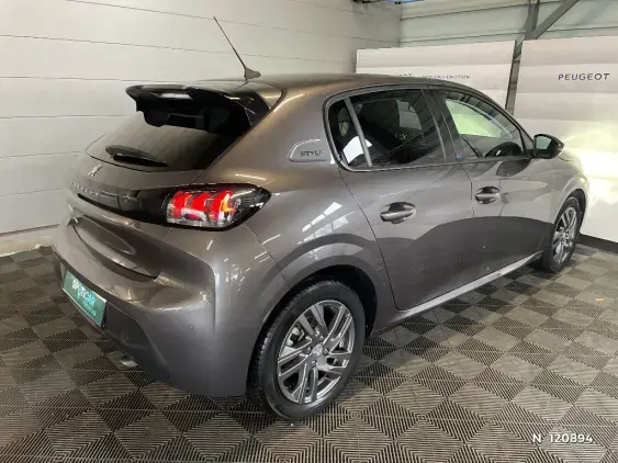 PEUGEOT 208 BUSINESS R II - voiture d'occasion - Photo 4