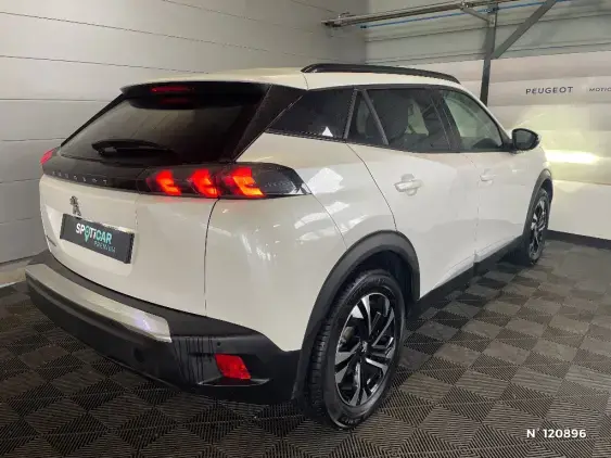 PEUGEOT 2008 ELECTRIQUE II - voiture d'occasion - Photo 4