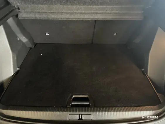 PEUGEOT 2008 ELECTRIQUE II - voiture d'occasion - Photo 7