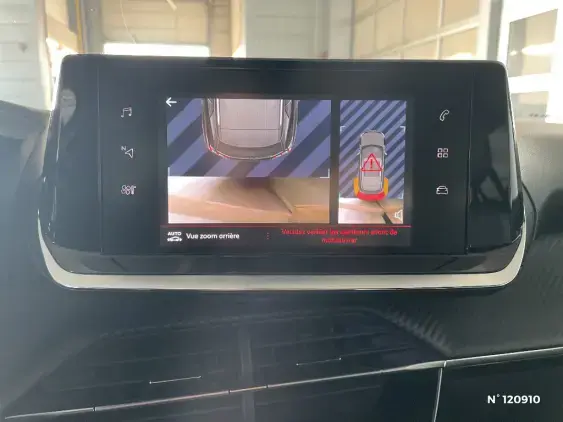 PEUGEOT 2008 II - voiture d'occasion - Photo 14