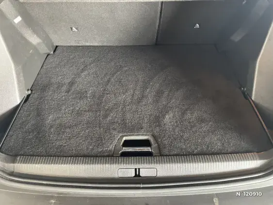 PEUGEOT 2008 II - voiture d'occasion - Photo 7