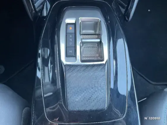 PEUGEOT 2008 II - voiture d'occasion - Photo 27