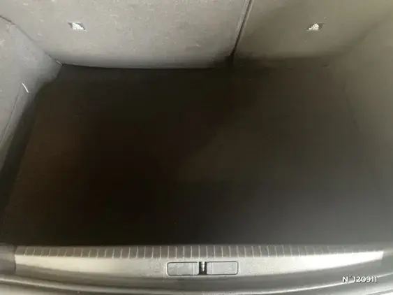 PEUGEOT 208 BUSINESS R II - voiture d'occasion - Photo 7