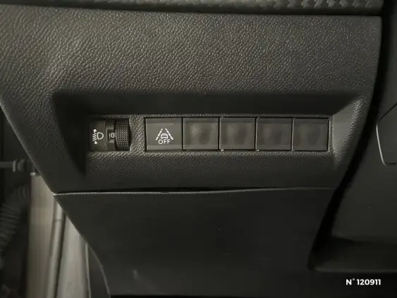 PEUGEOT 208 BUSINESS R II - voiture d'occasion - Photo 15