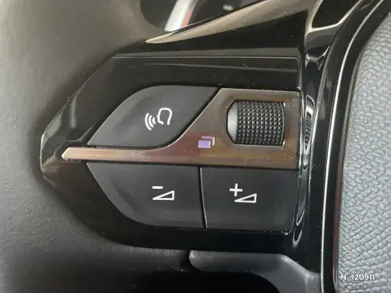 PEUGEOT 208 BUSINESS R II - voiture d'occasion - Photo 29