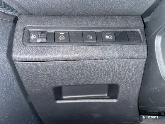 PEUGEOT 3008 II - voiture d'occasion - Photo 31