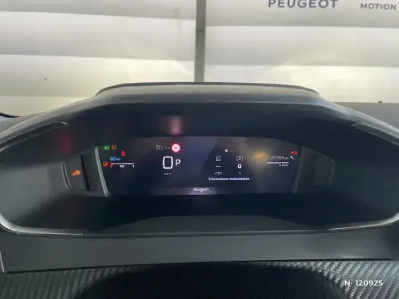 PEUGEOT 208 II - voiture d'occasion - Photo 12