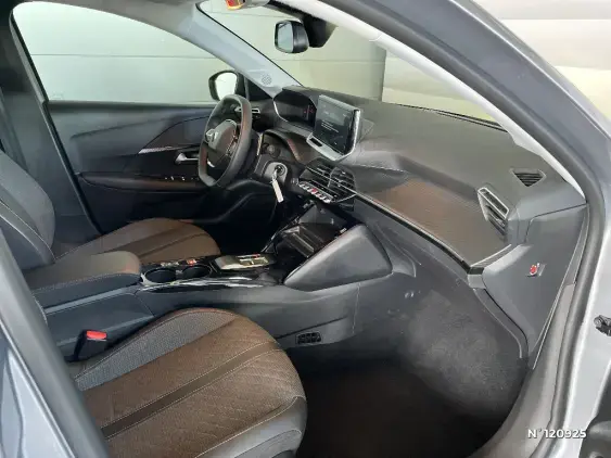 PEUGEOT 208 II - voiture d'occasion - Photo 10