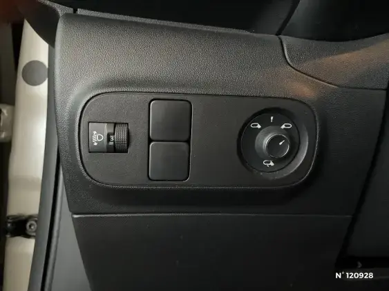 CITROEN C3 III - voiture d'occasion - Photo 15