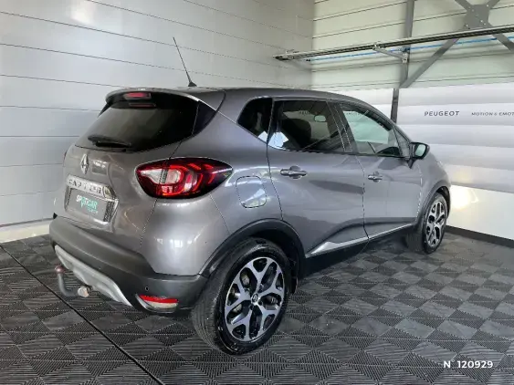RENAULT CAPTUR - voiture d'occasion - Photo 4