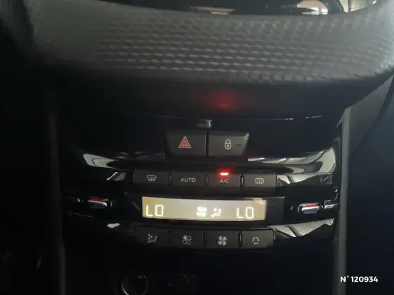 PEUGEOT 2008 - voiture d'occasion - Photo 30