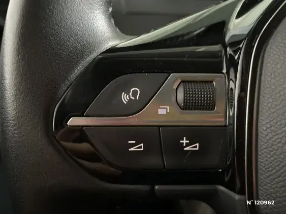 PEUGEOT 208 II - voiture d'occasion - Photo 27
