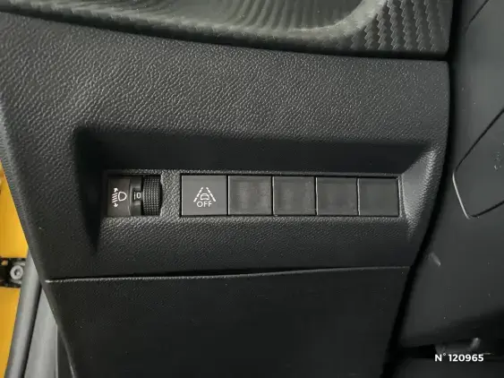 PEUGEOT 208 II - voiture d'occasion - Photo 15