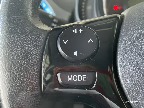 TOYOTA AYGO II - voiture d'occasion - Photo 26