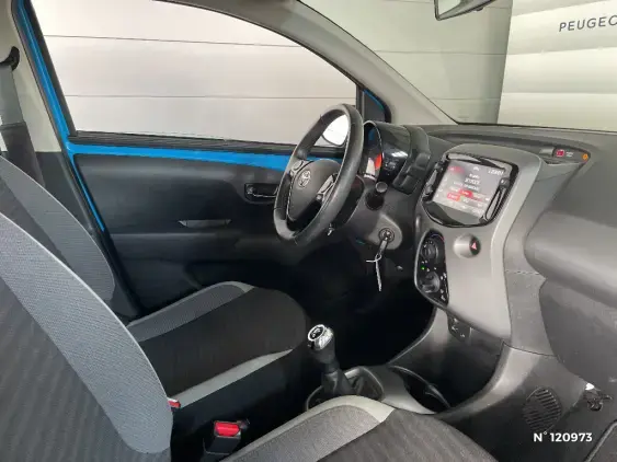 TOYOTA AYGO II - voiture d'occasion - Photo 10