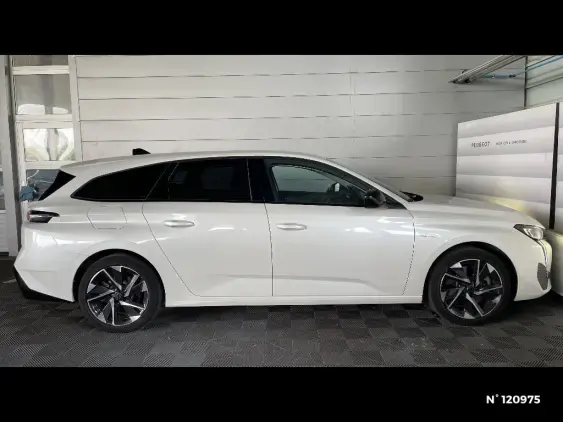 PEUGEOT 308 SW III - voiture d'occasion - Photo 5
