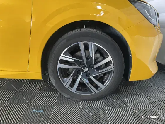 PEUGEOT 208 II - voiture d'occasion - Photo 8