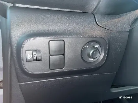 CITROEN C3 III - voiture d'occasion - Photo 14